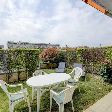 Benacus F4 *